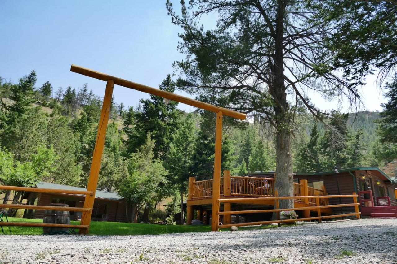 Bill Cody Ranch Hotel Exterior photo
